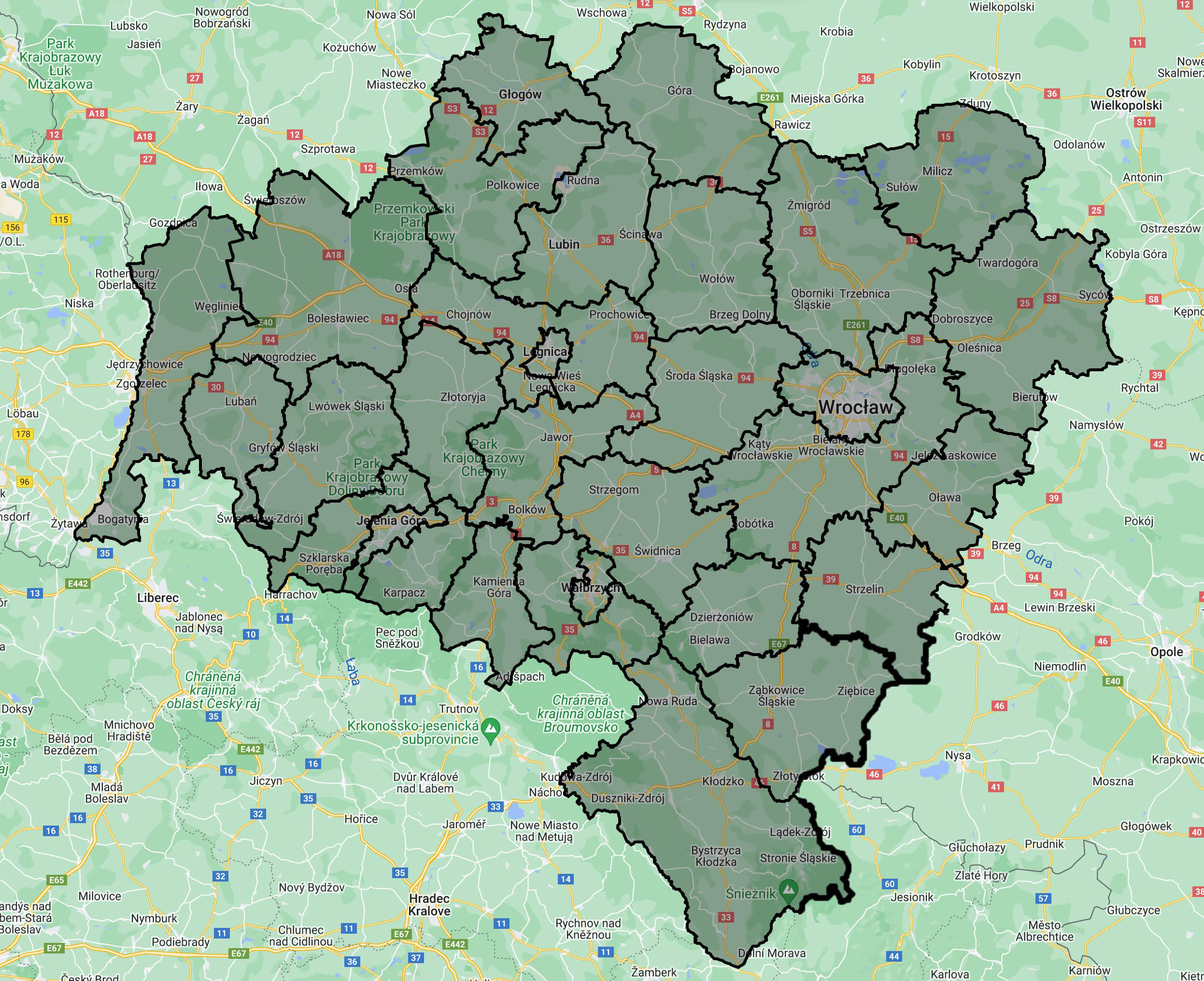 Obraz przedstawia mapę drogową Dolnego Śląska, z zaznaczonymi konturami powiatów
